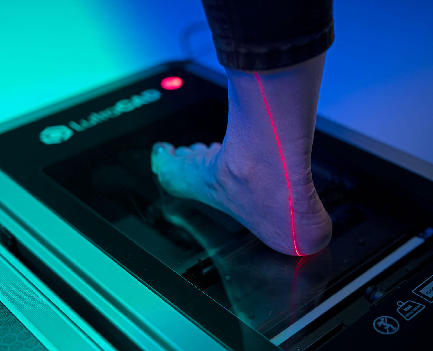3D Foot Scanner | LX800 Plus by LutraCAD